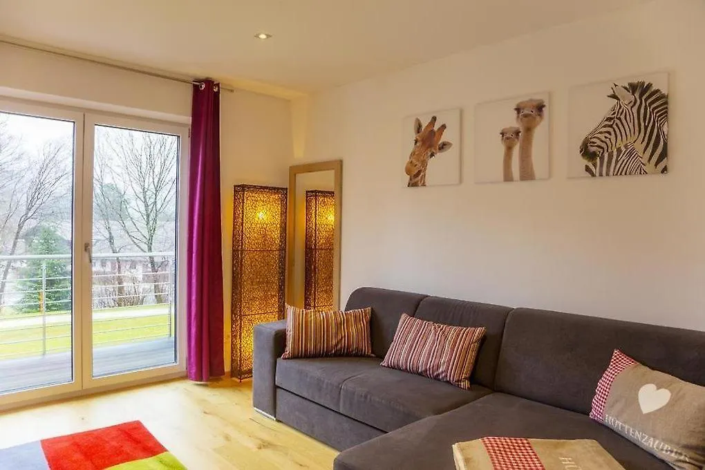 루폴딩 Haus Dippel Am Kurpark Inklusive Chiemgaukarte 아파트