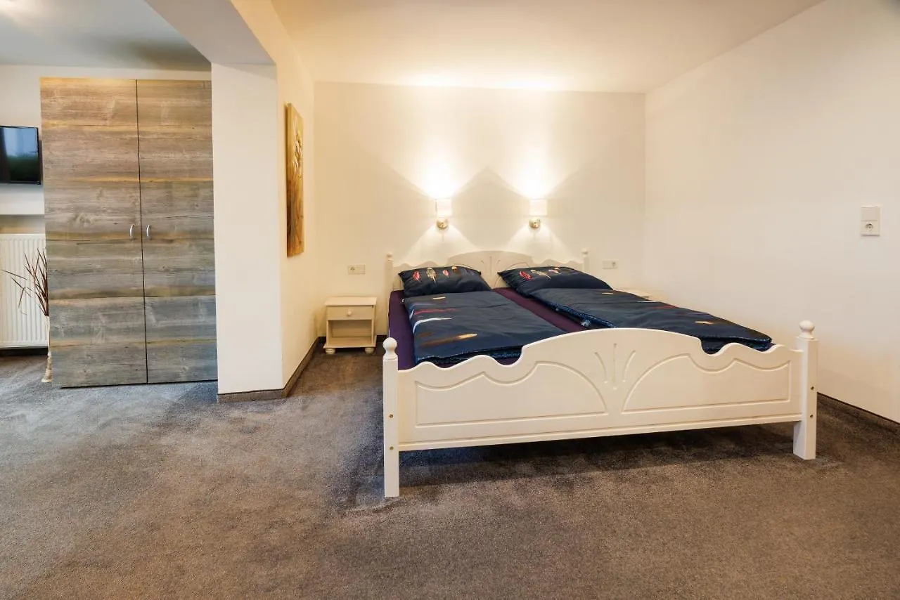 Haus Dippel Am Kurpark Inklusive Chiemgaukarte Apartment Ruhpolding